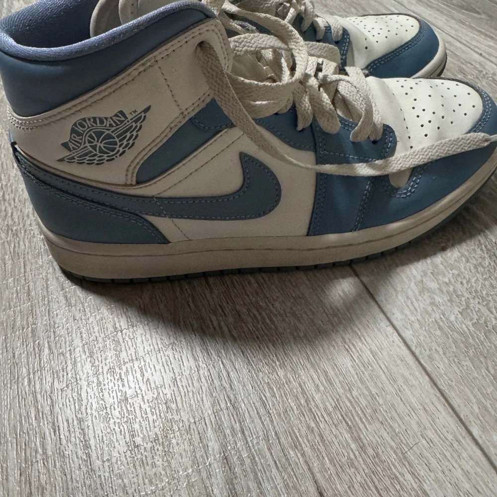Nike Air Jordan’s Women's Blue and Cream High-Top Sneakers - Picture 3 of 7
